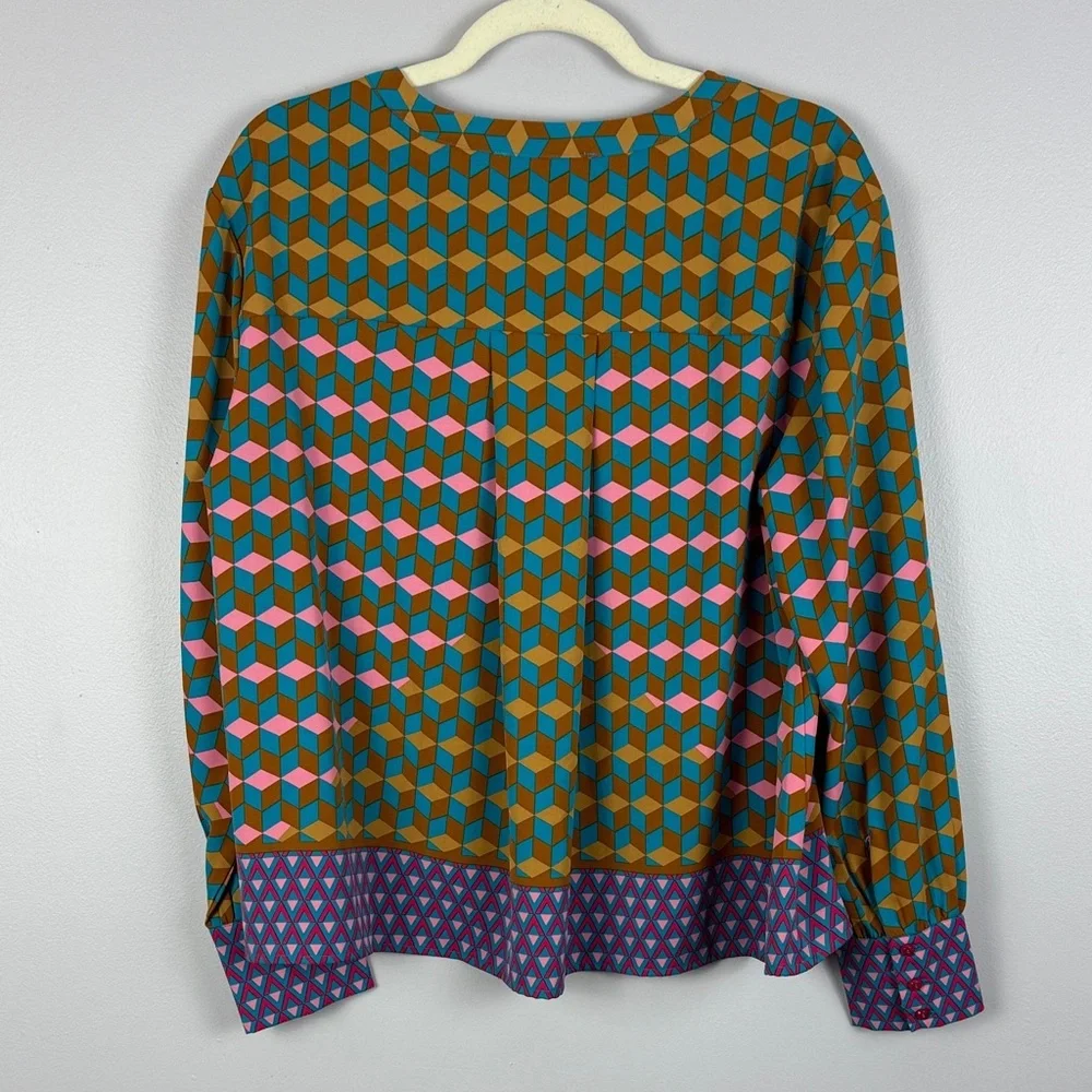 Rose & Olive Vibrant Multicolor Geometric Long Sleeve Cuff Hem Detail Med Blouse - Picture 11 of 11